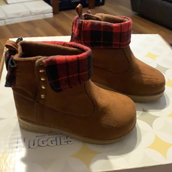 Stepping Stones boots - Picture 2 of 4